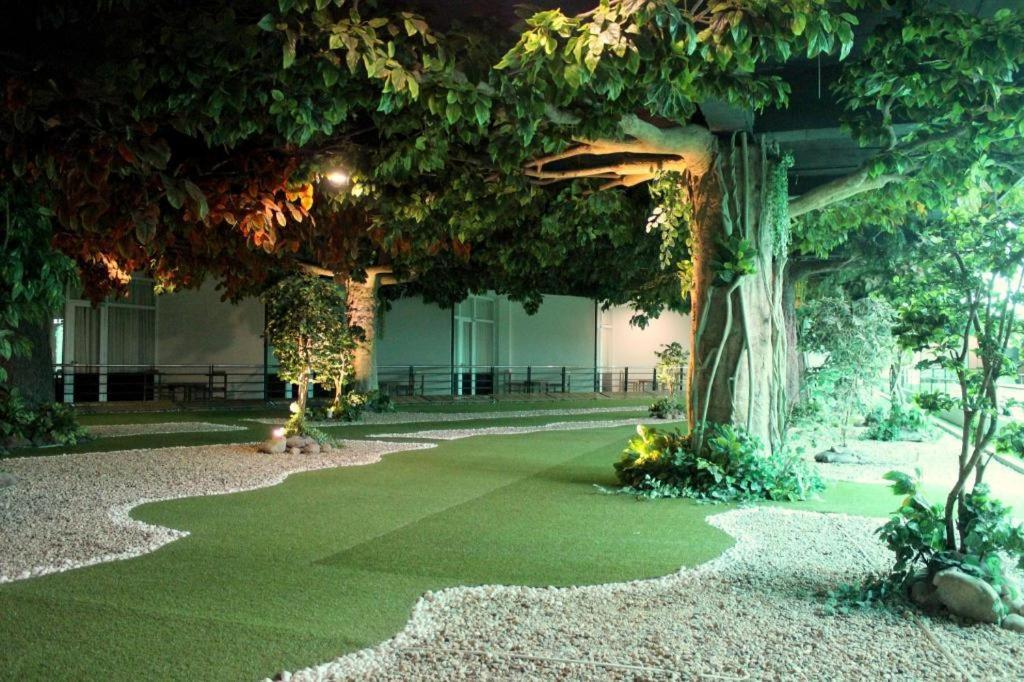 Taw Win Garden Hotel Янгон Экстерьер фото