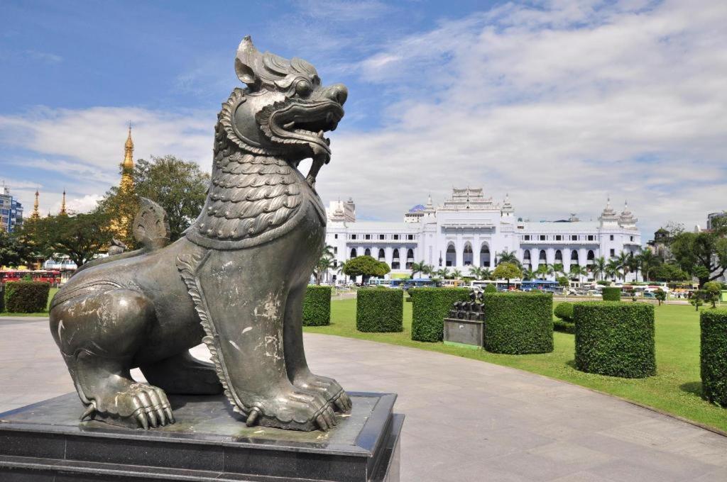 Taw Win Garden Hotel Янгон Экстерьер фото