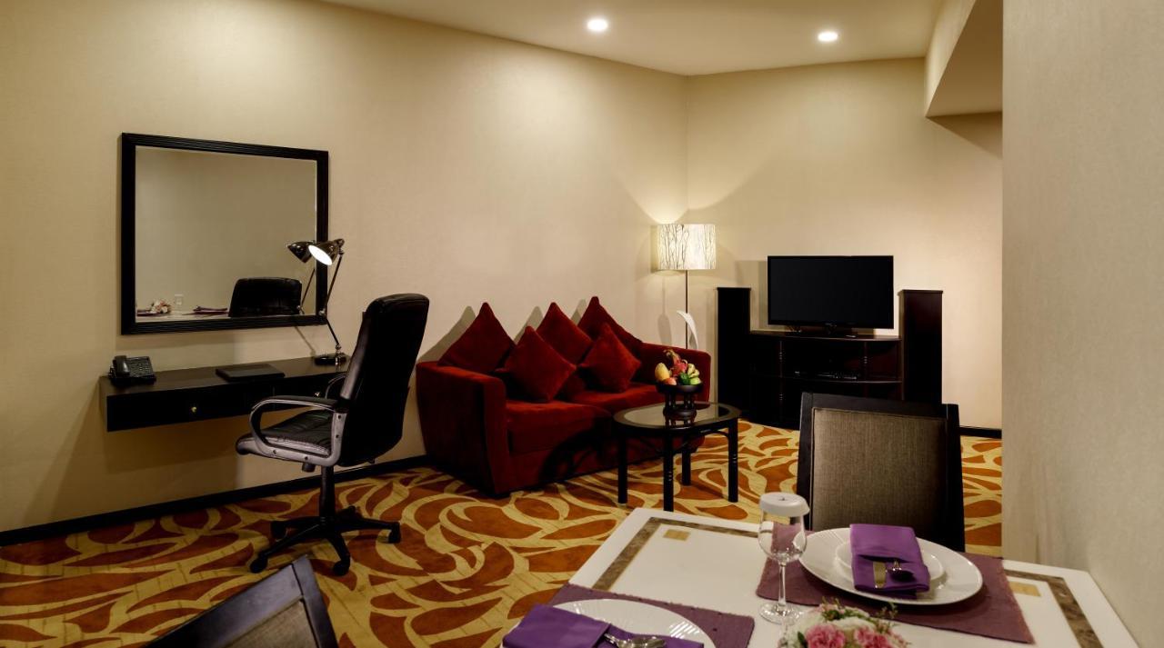 Taw Win Garden Hotel Янгон Экстерьер фото